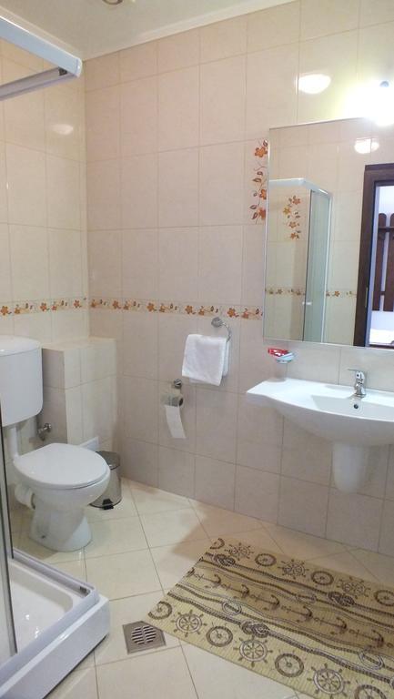 Hanul Cocosul Vitanesti Extérieur photo