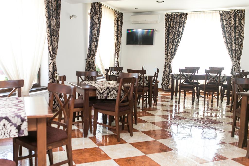 Hanul Cocosul Vitanesti Extérieur photo