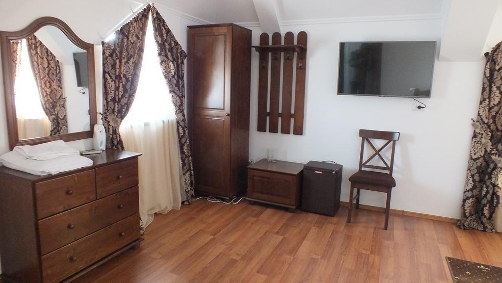 Hanul Cocosul Vitanesti Extérieur photo
