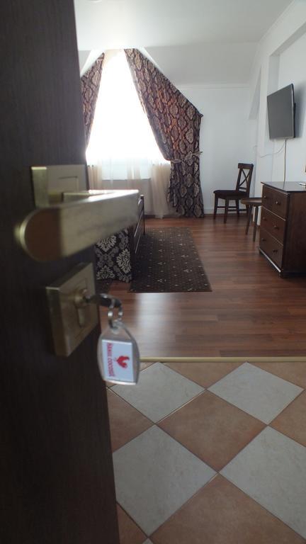Hanul Cocosul Vitanesti Extérieur photo
